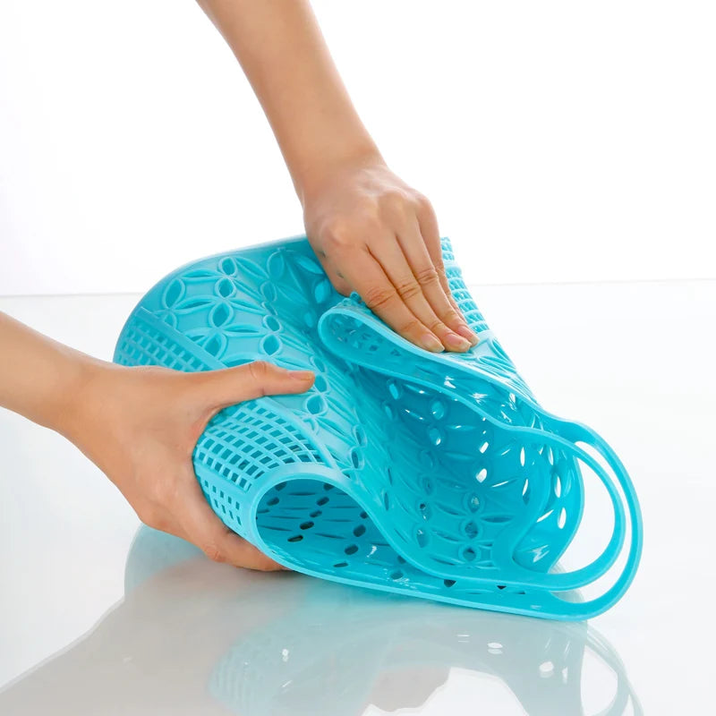 Plastic hand basket