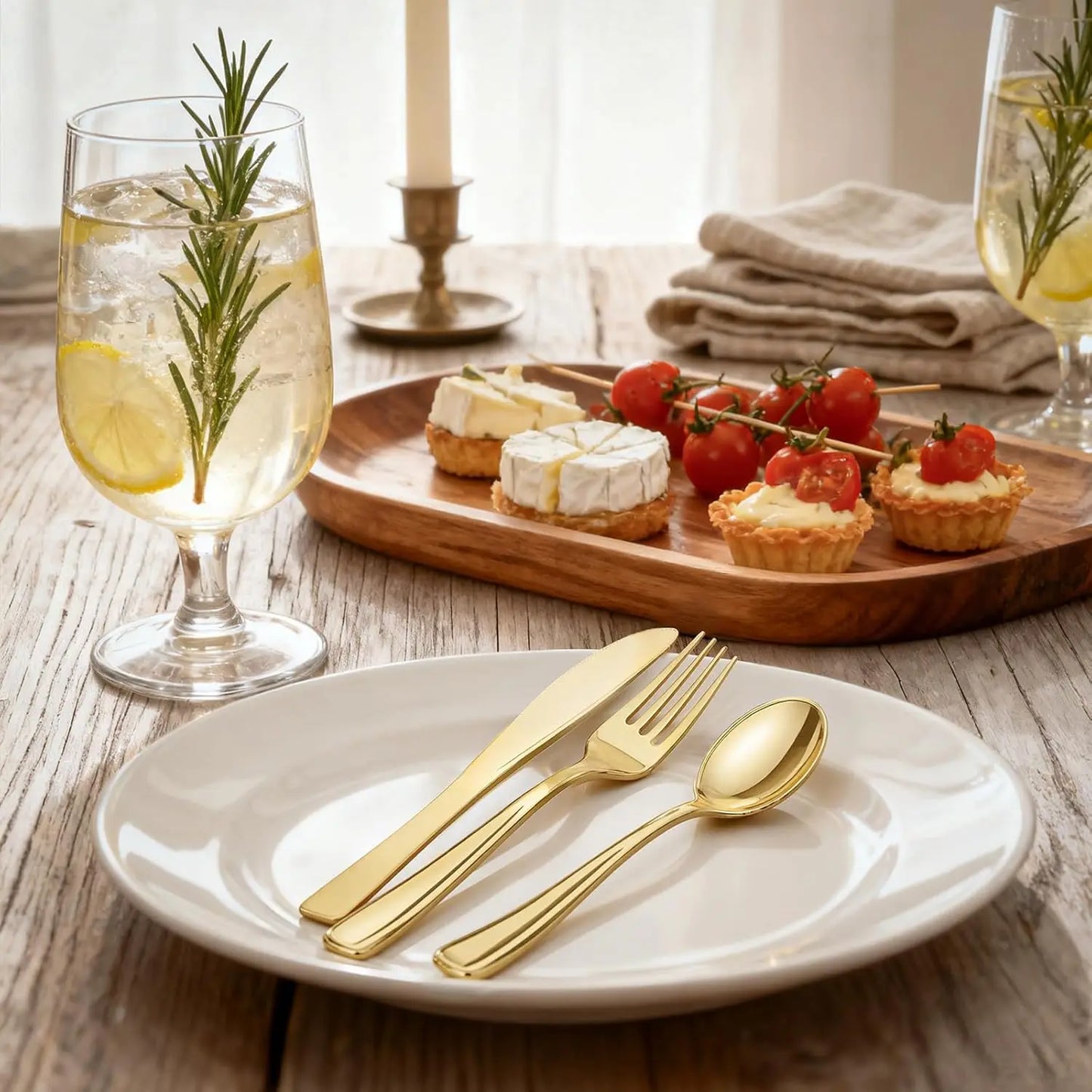 300-Piece Gold Plastic Silverware Set