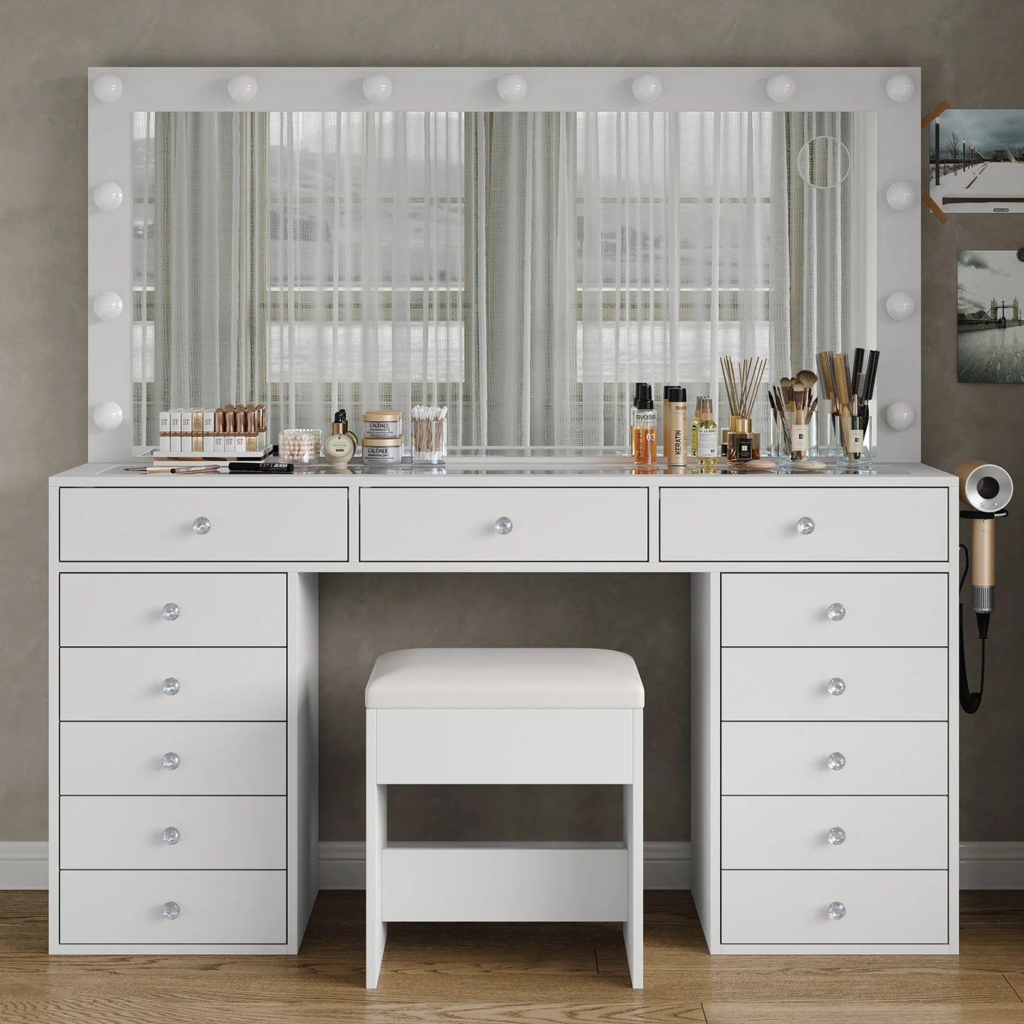 Bedroom Makeup Vanity Desk