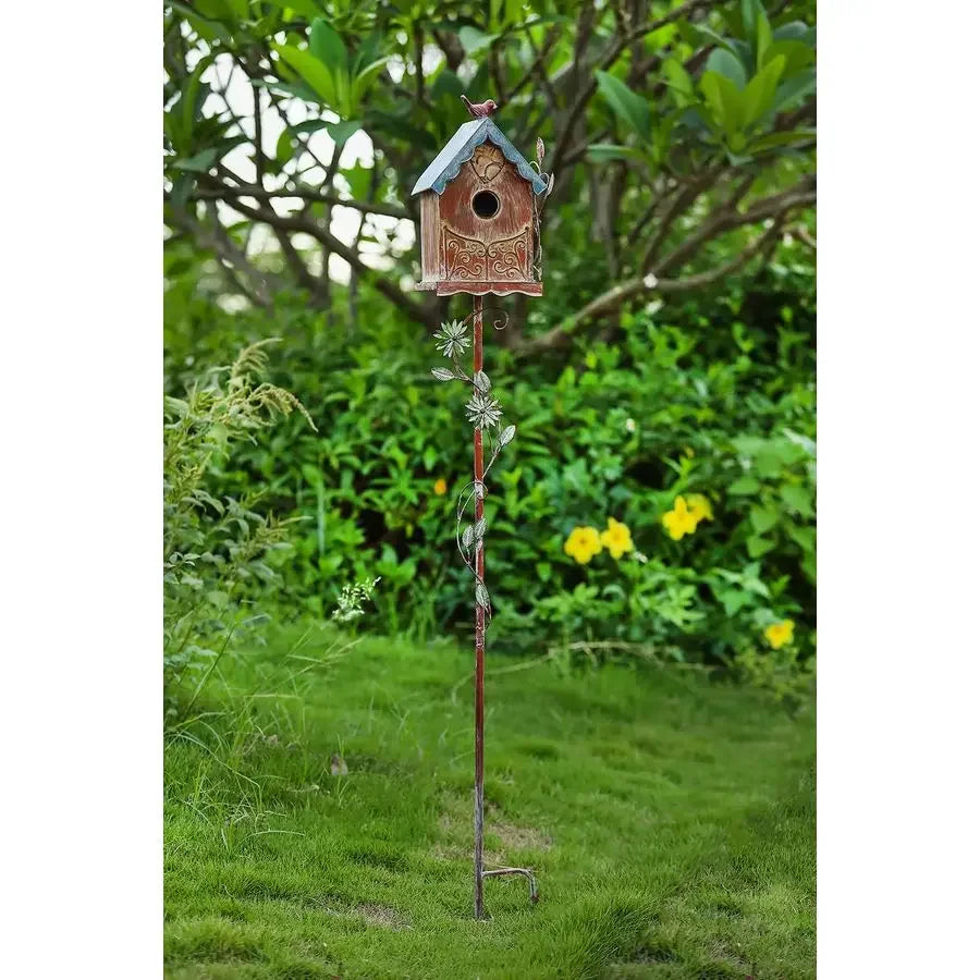 Cottage Bird House with Pole